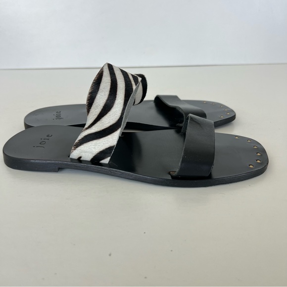 ♦️SOLD♦️JOIE Bannison Zebra Black White Cowhide Leather Slip On Mules Flat Sanda - Picture 4 of 12